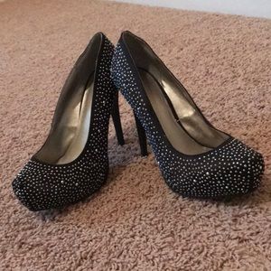 BLACK SPARKLY HIGH HEELS! 5 inch heels! Size 9!
